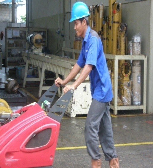 General Cleaning WorkShop PT Trakindo Utama Balikpapan