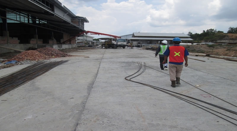 Pekerjaan Jalan beton Di PT Puniinar Infinte Raya Balikpapan